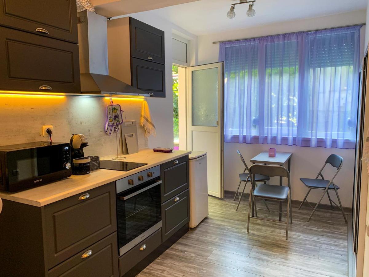Purple Studios Veliko Tărnovo Exteriör bild