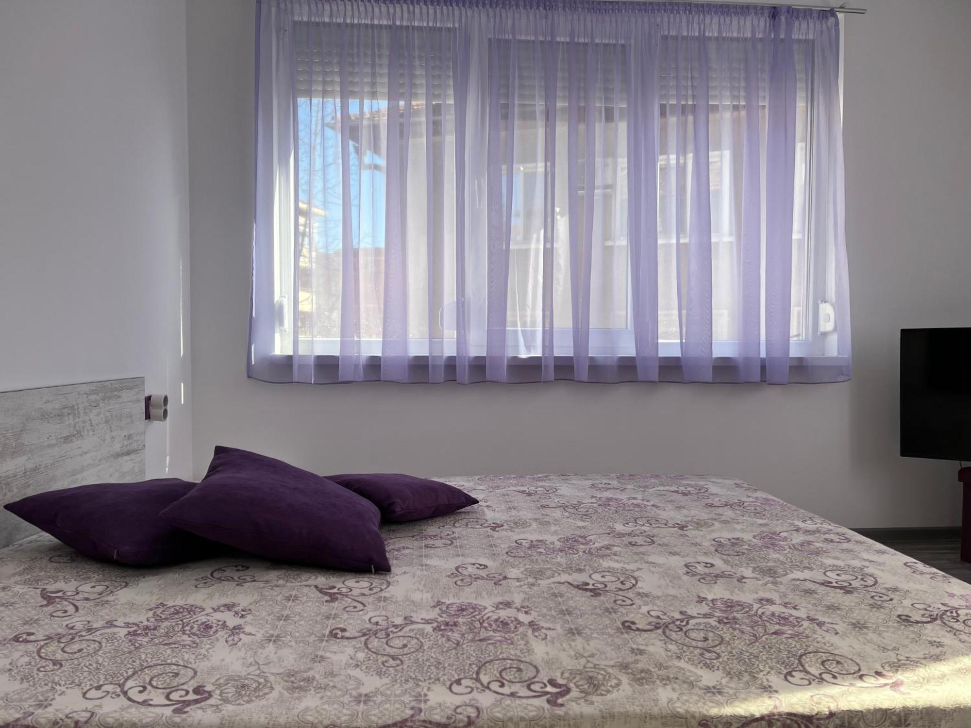 Purple Studios Veliko Tărnovo Exteriör bild