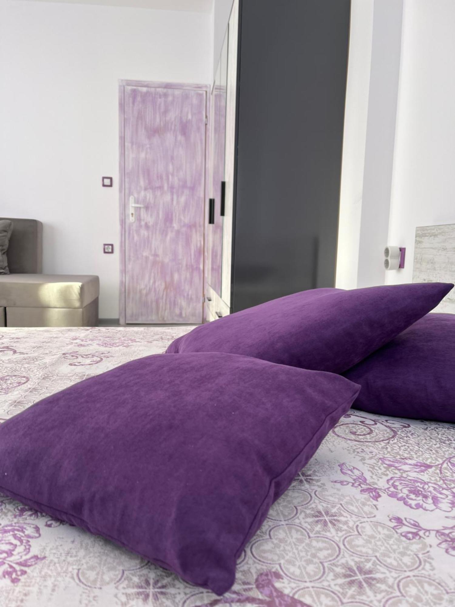 Purple Studios Veliko Tărnovo Exteriör bild
