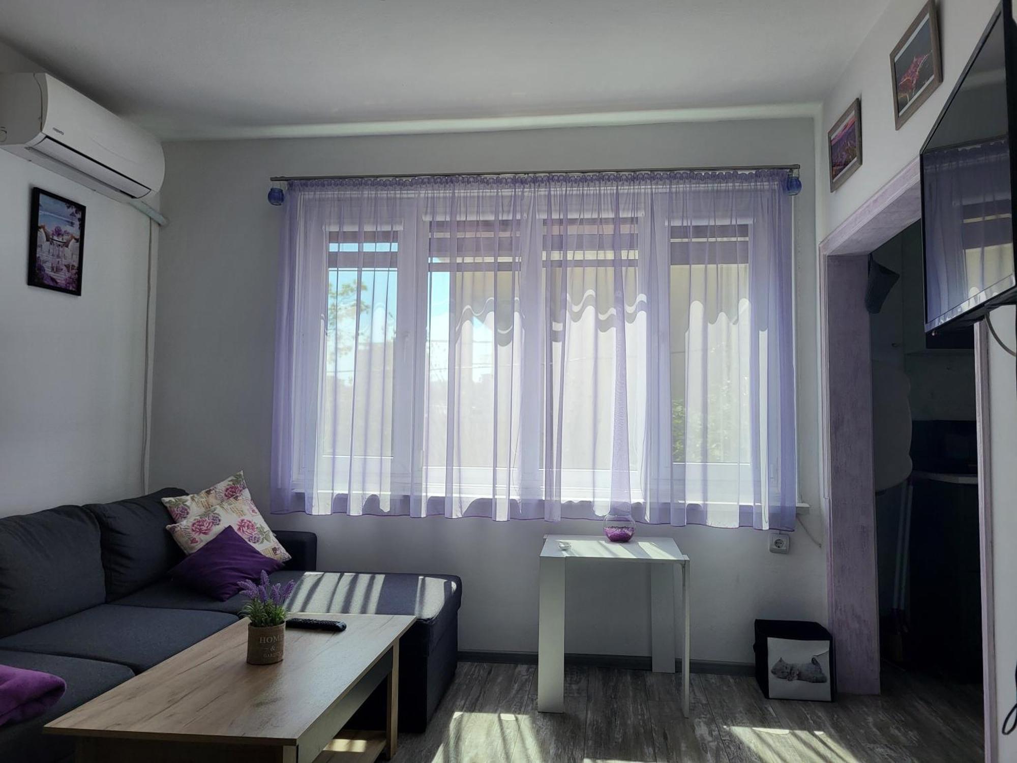 Purple Studios Veliko Tărnovo Rum bild