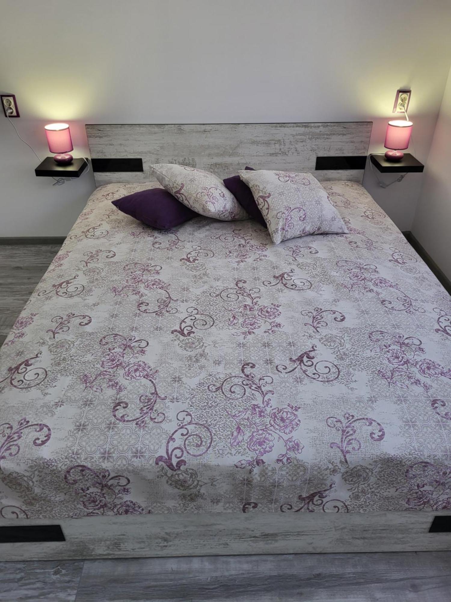 Purple Studios Veliko Tărnovo Exteriör bild